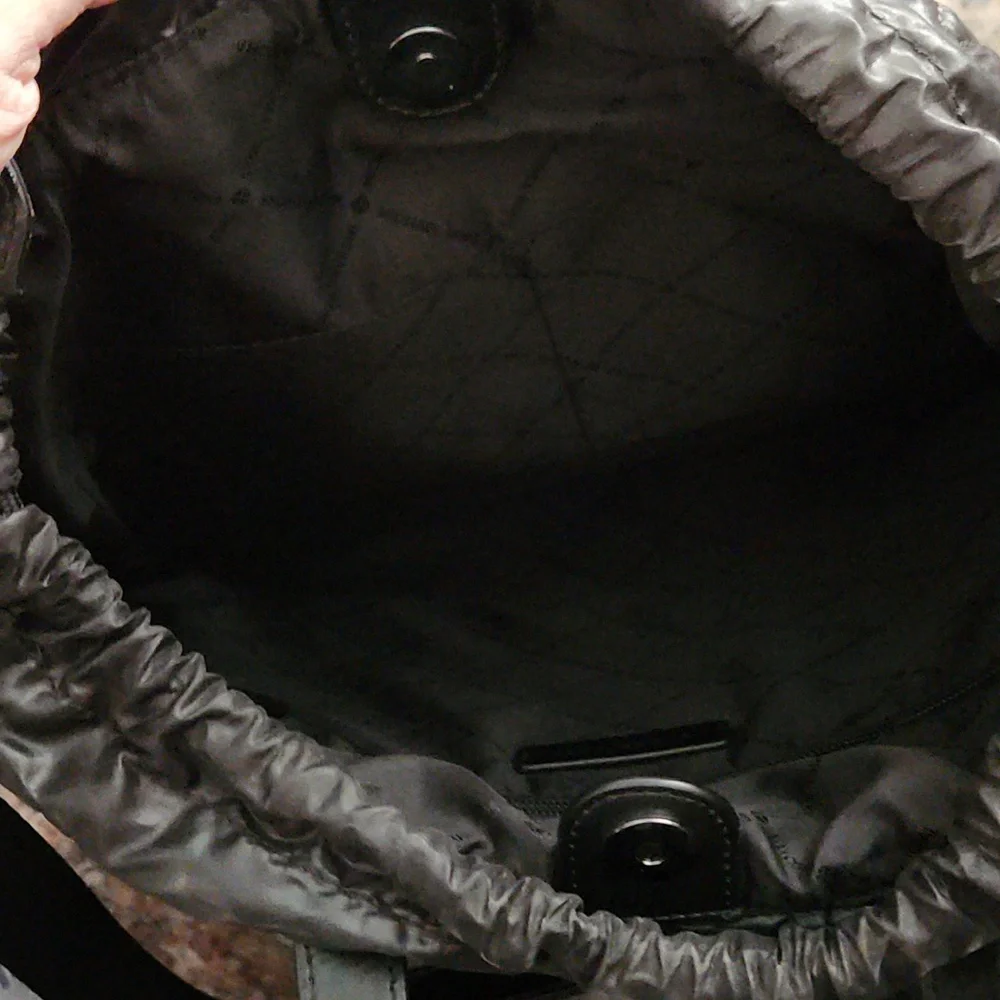 Backpack - Picture 4 of 4